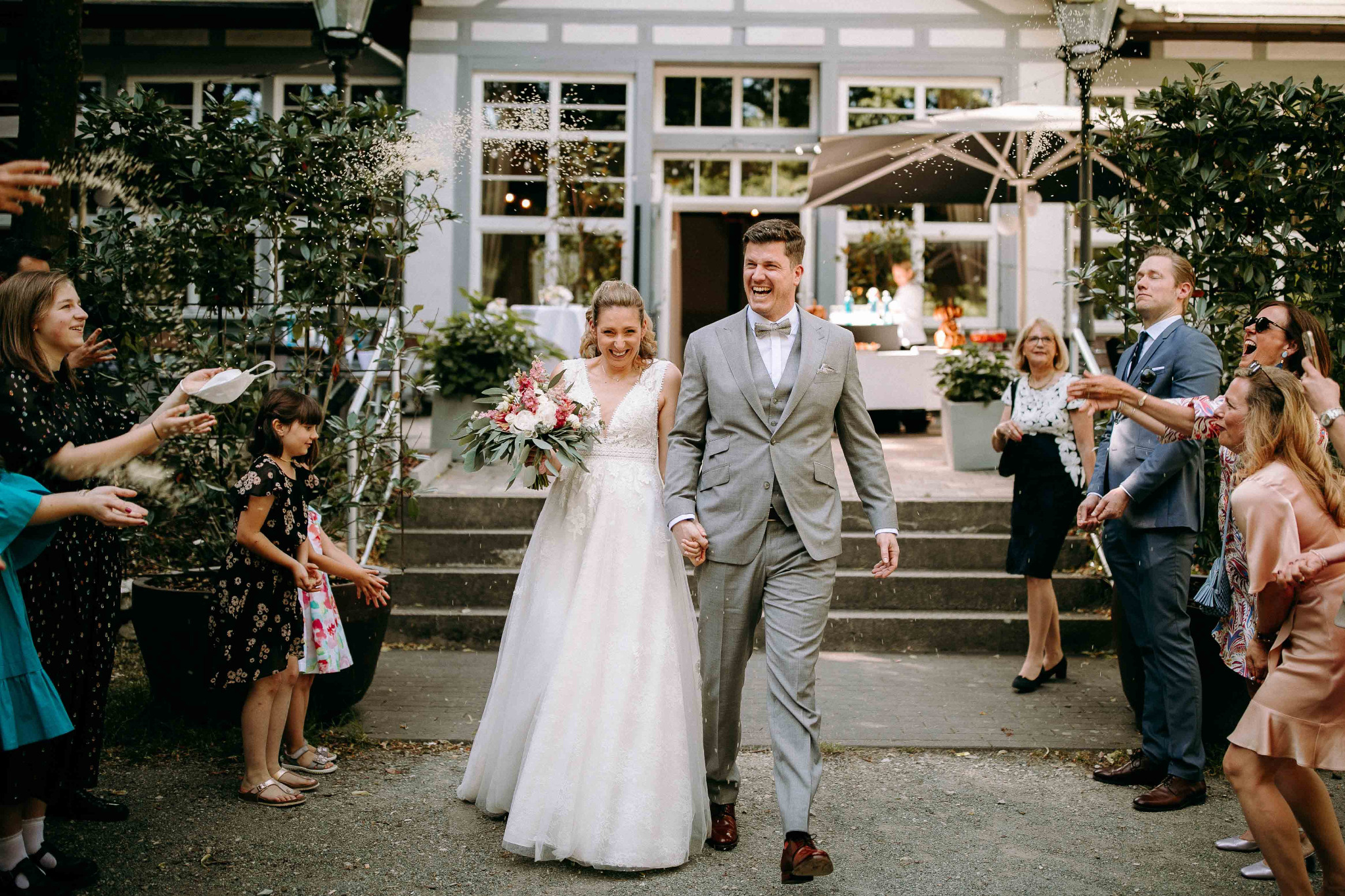 Als Hochzeitsfotograf in Kronberg fotografiere ich Hochzeiten im Schlosshotel Kronberg. Die Hochzeitslocation für unvergessliche Hochzeitsfotos.