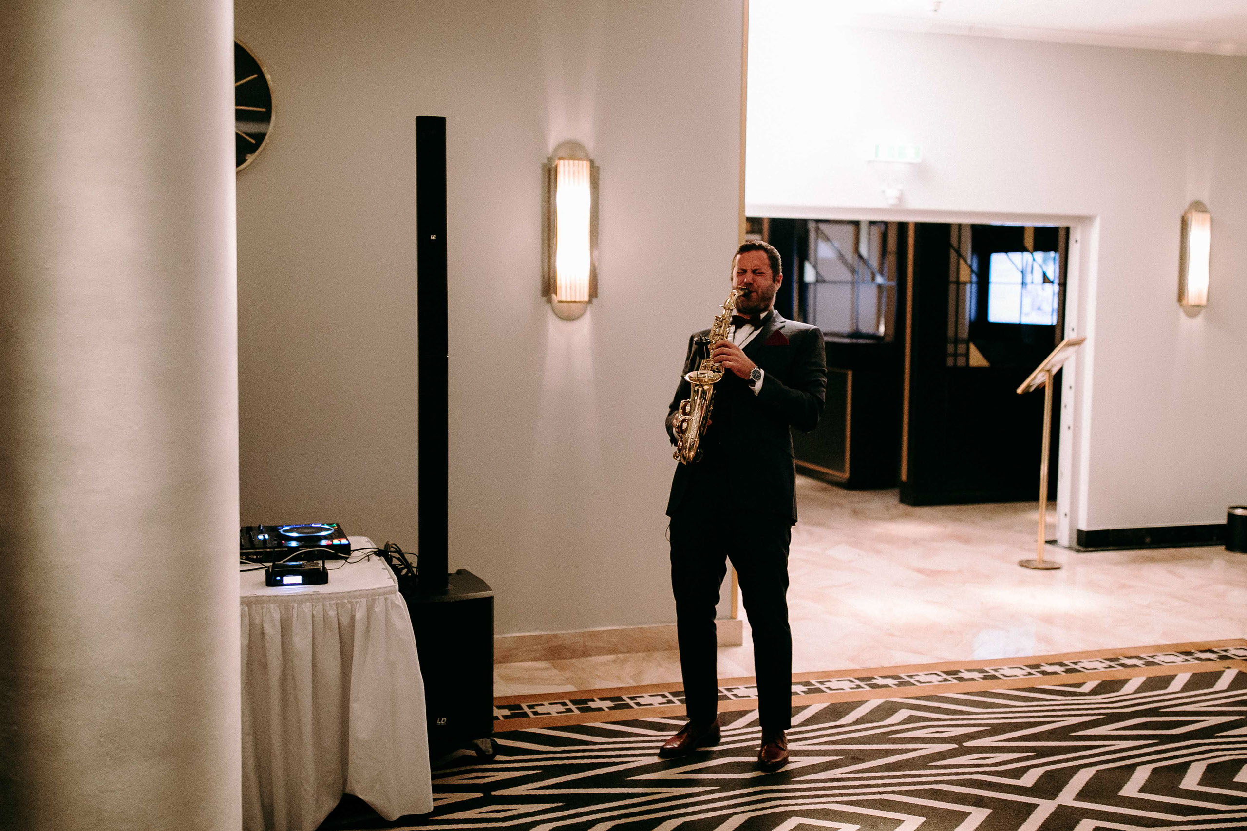 Livemusik im Steigenberger Hotel zur Hochzeit – stilvoll festgehalten von Hochzeitsfotograf Bad Homburg