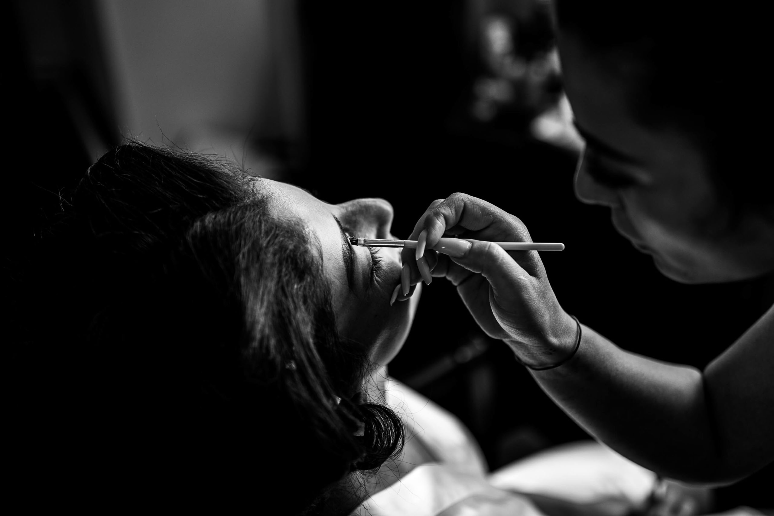 Detailaufnahme der Manschettenknöpfe des Bräutigams.