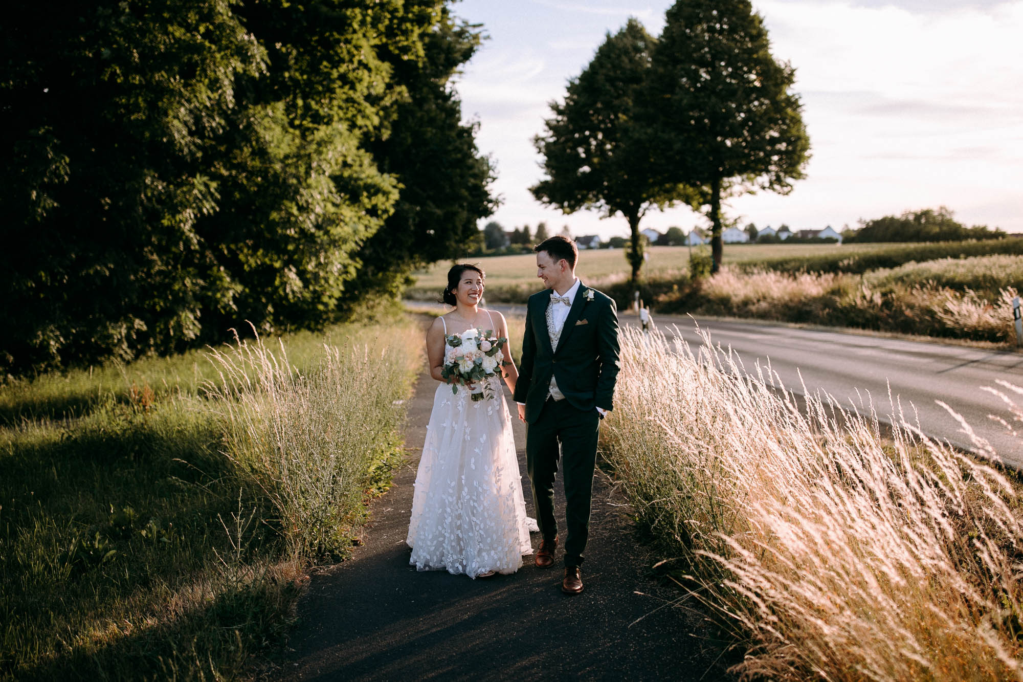Das Brunnenwärterhaus in Bad Nauheim ist eine naturnahe Hochzeitslocation mit Parkgarten, freier Trauung unter Linden und Zeltfeiern
