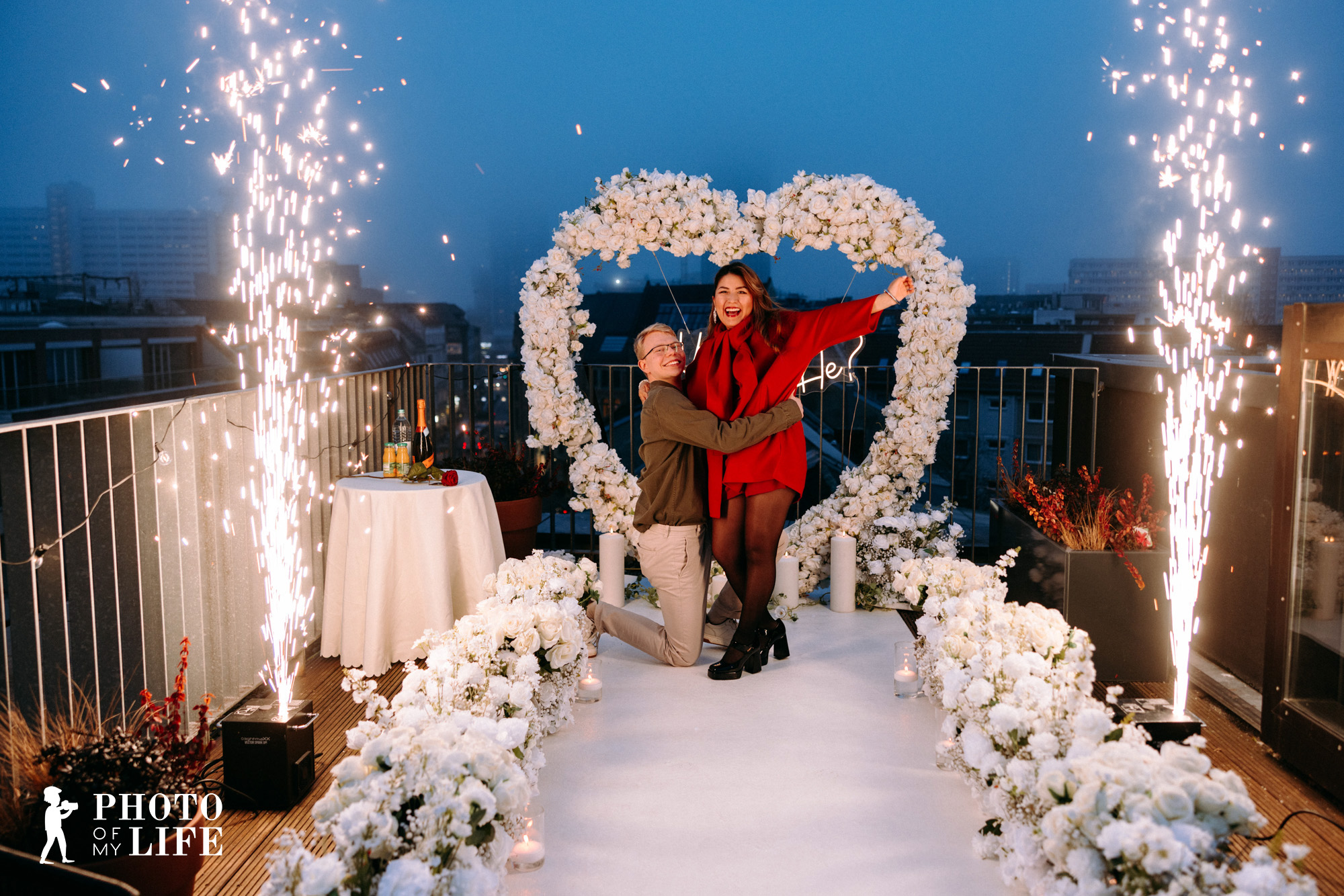 Heiratsantrag in Berlin planen: Die schönsten Orte, kreative Ideen und professionelle Umsetzung für einen unvergesslichen Moment.