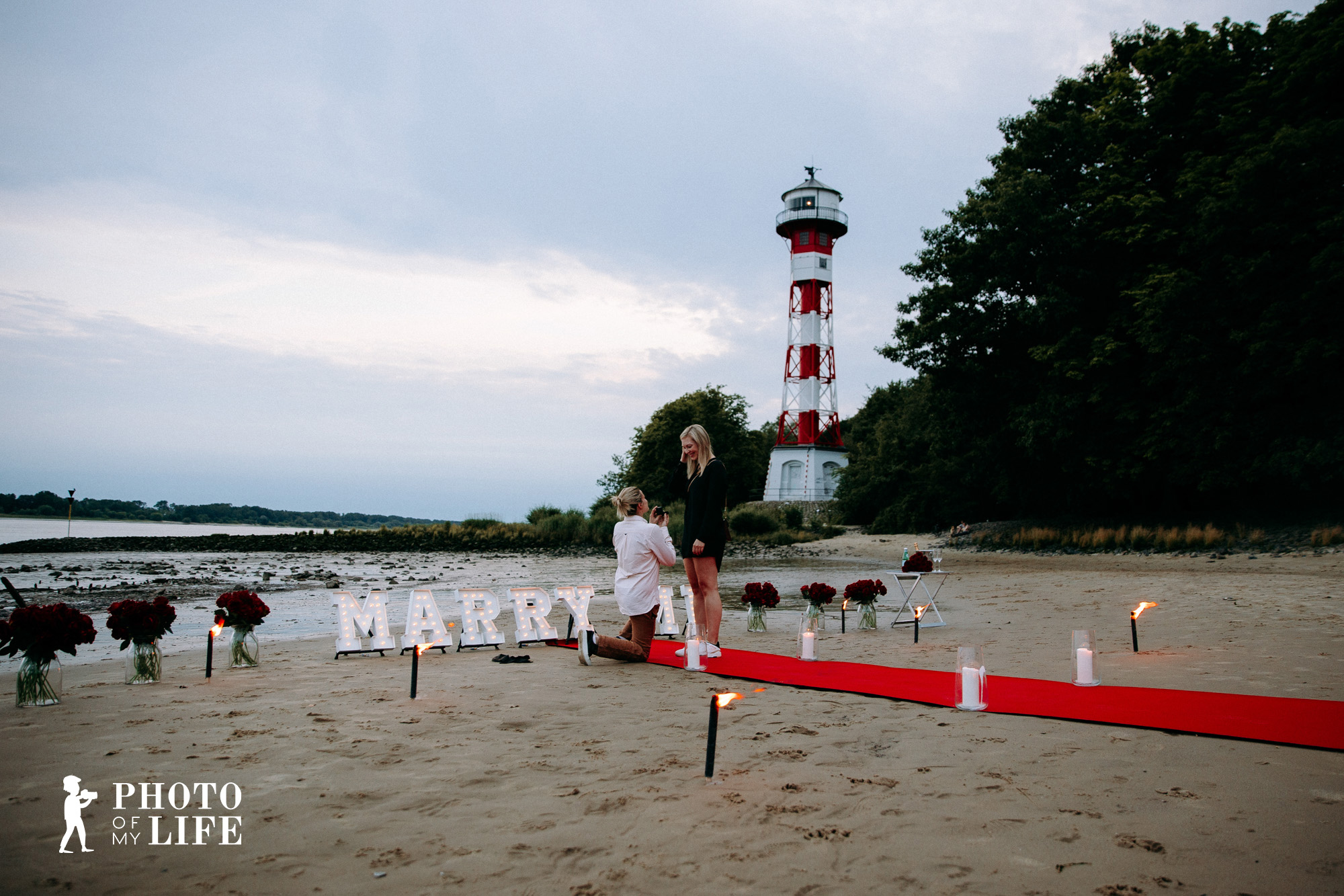 Heiratsantrag in Hamburg planen: Die schönsten Orte, kreative Ideen und professionelle Umsetzung für einen unvergesslichen Moment.