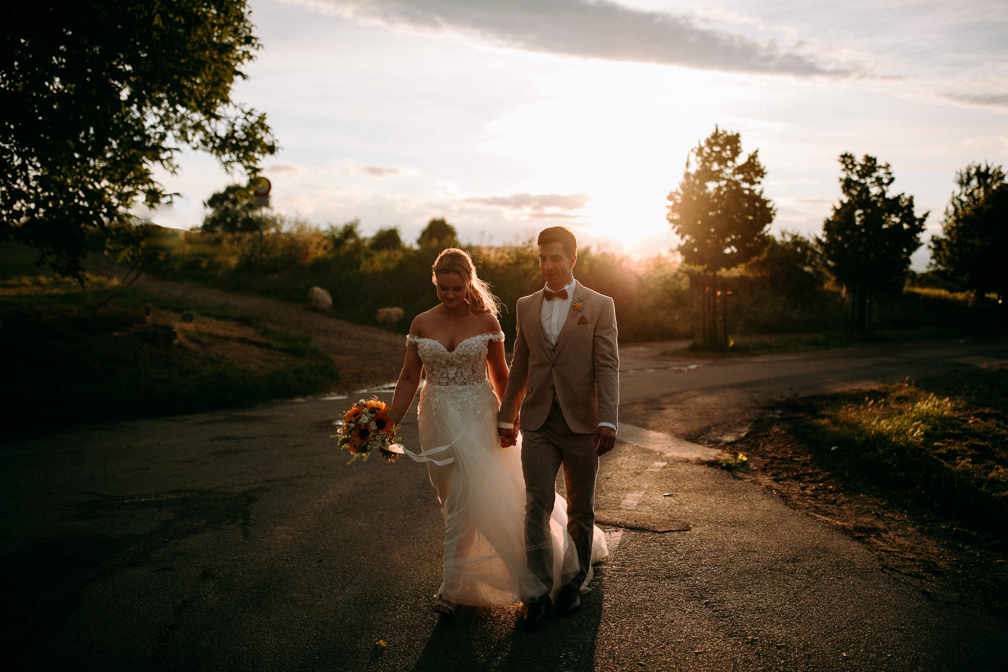 Hofgut Laubenheimer Höhe: Hochzeitslocation in Mainz mit Rheinblick, Sonnenterrasse & Fullservice. Perfekt für freie Trauungen & stilvolle Feier