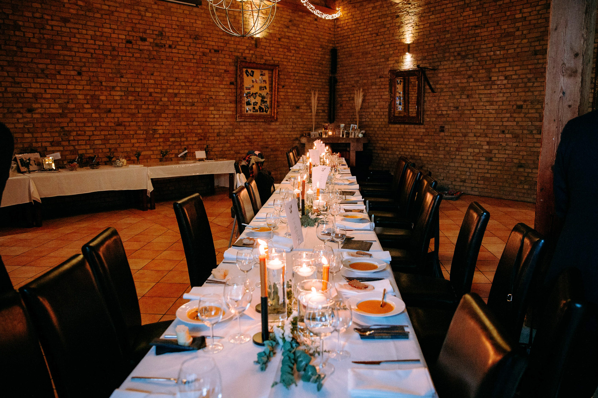 Kleine Residenz am Schloss: Hochzeitslocation zwischen Wiesbaden, Mainz & Rheingau. Boutiquehotel, Scheune, Innenhof & freie Trauungen.