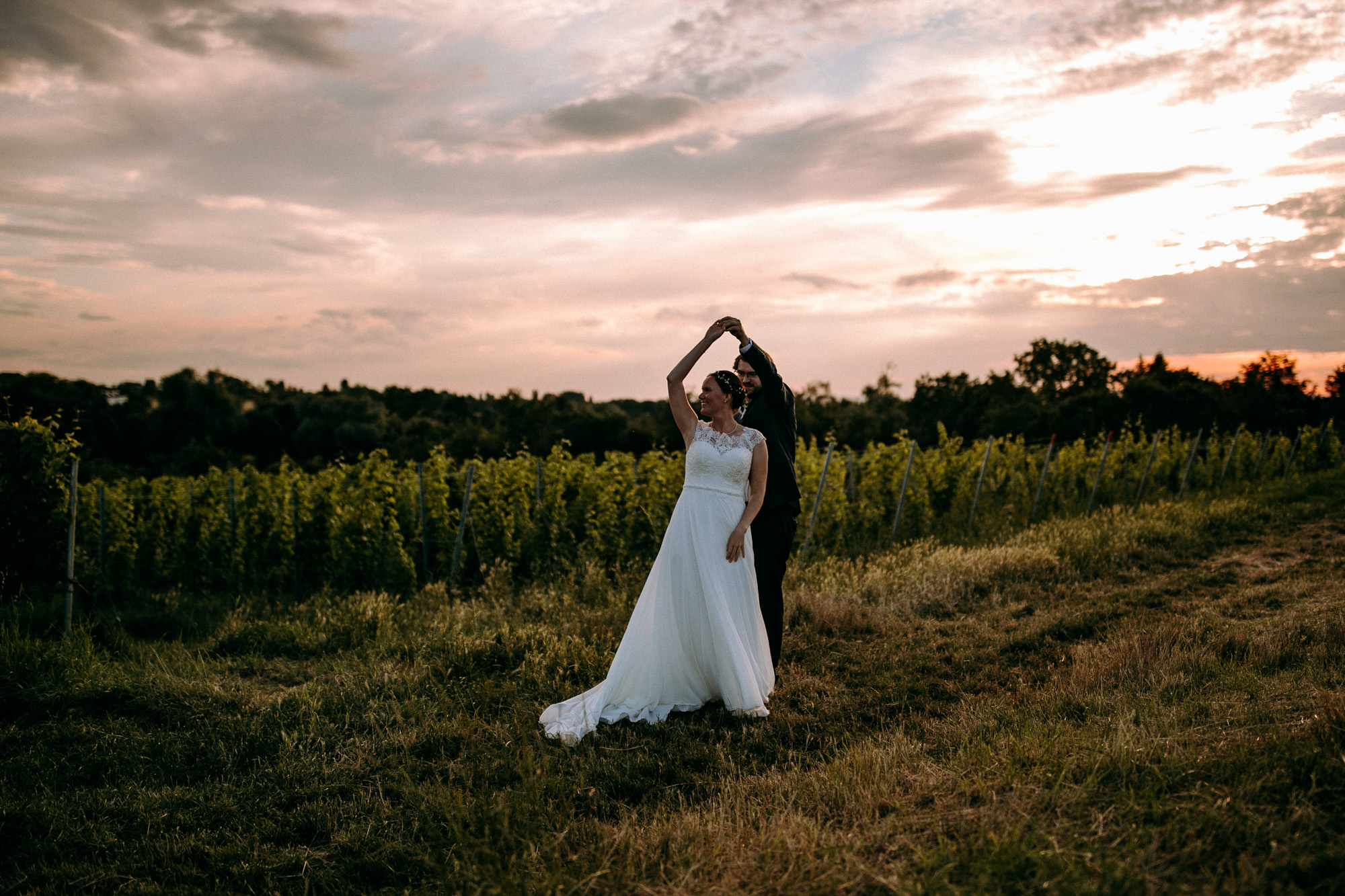 Kleine Residenz am Schloss: Hochzeitslocation zwischen Wiesbaden, Mainz & Rheingau. Boutiquehotel, Scheune, Innenhof & freie Trauungen.
