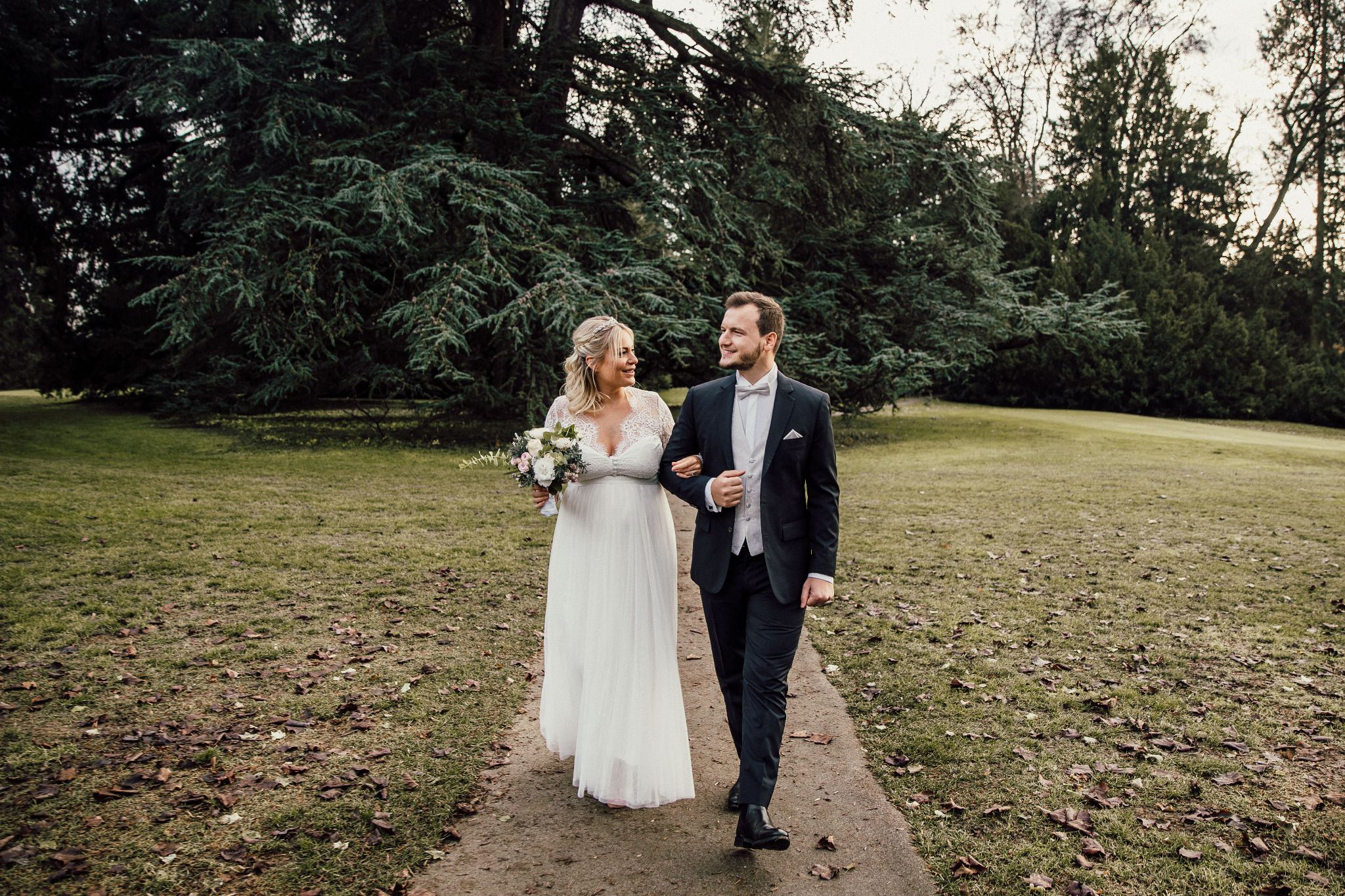 Als Hochzeitsfotograf in Kronberg fotografiere ich Hochzeiten im Schlosshotel Kronberg. Die Hochzeitslocation für unvergessliche Hochzeitsfotos.