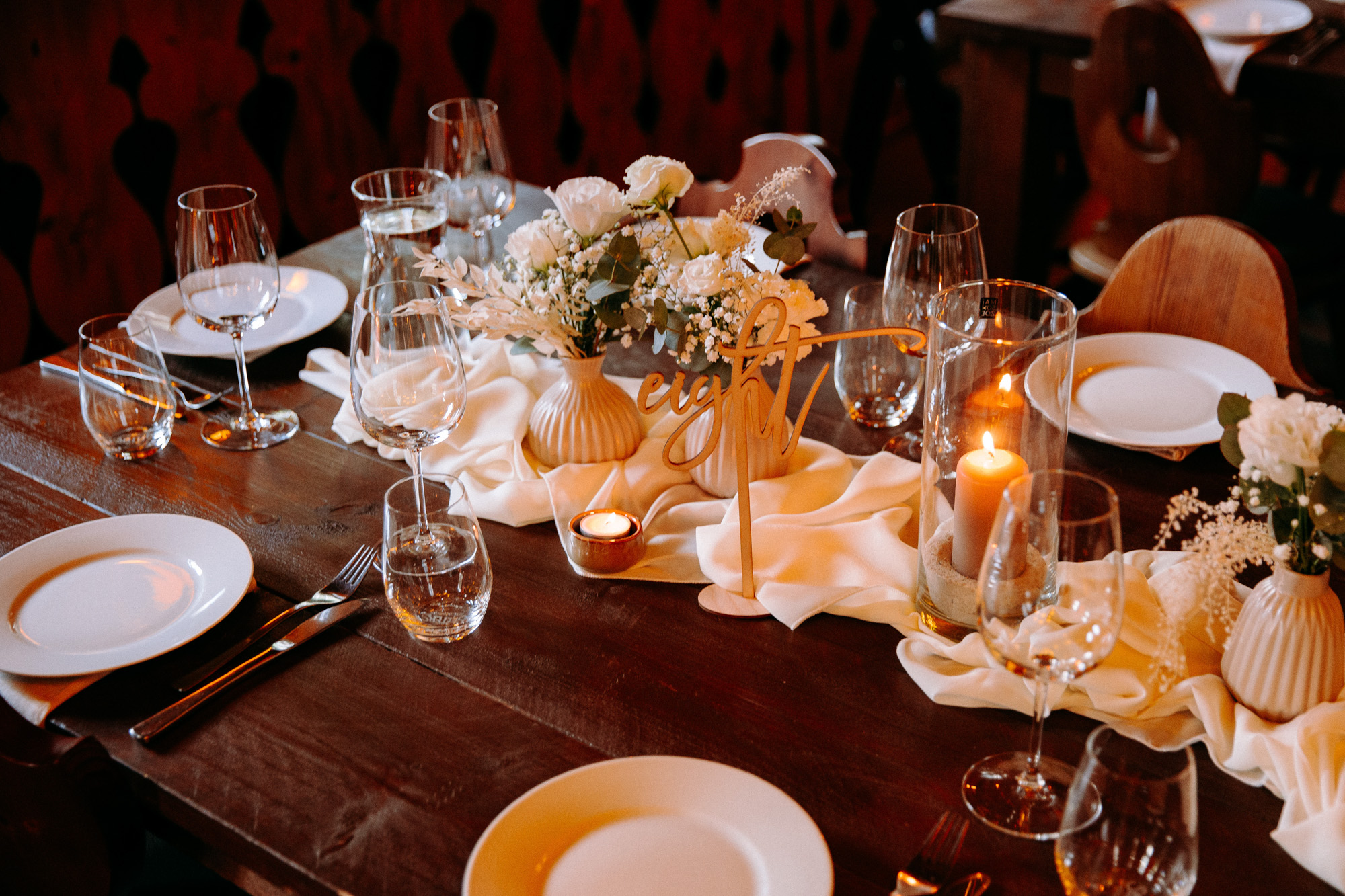 Wickerbachalm bei Frankfurt, Mainz & Wiesbaden: Exklusive Hochzeitslocation im Grünen mit Almflair, freier Trauung, Genuss & viel Platz.