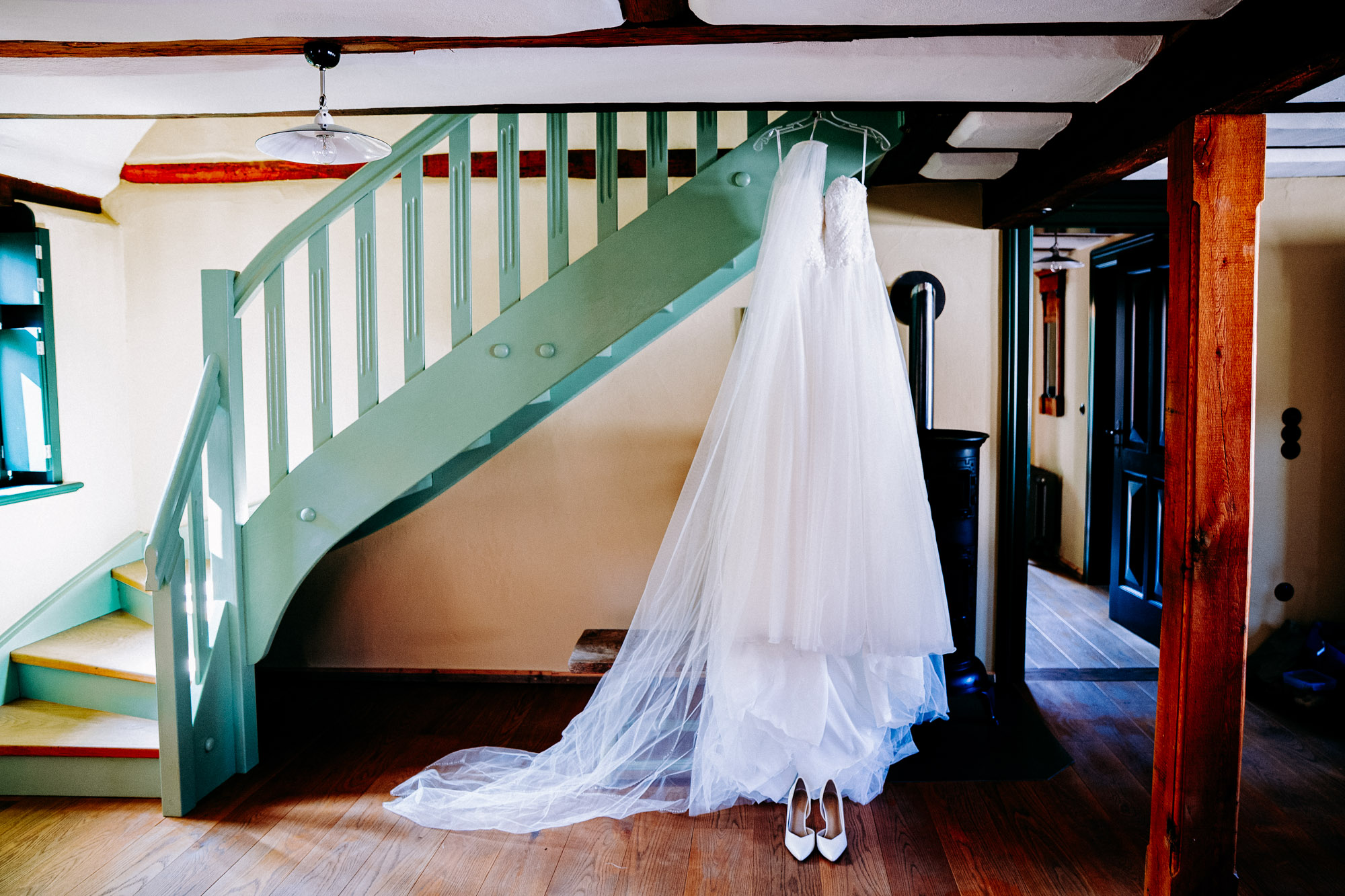 Das Gut Hünersdorff bei Wörth am Main ist eine exklusive Hochzeitslocation mit historischem Vierseithof, Park & Scheunen – ohne Sperrstunde.