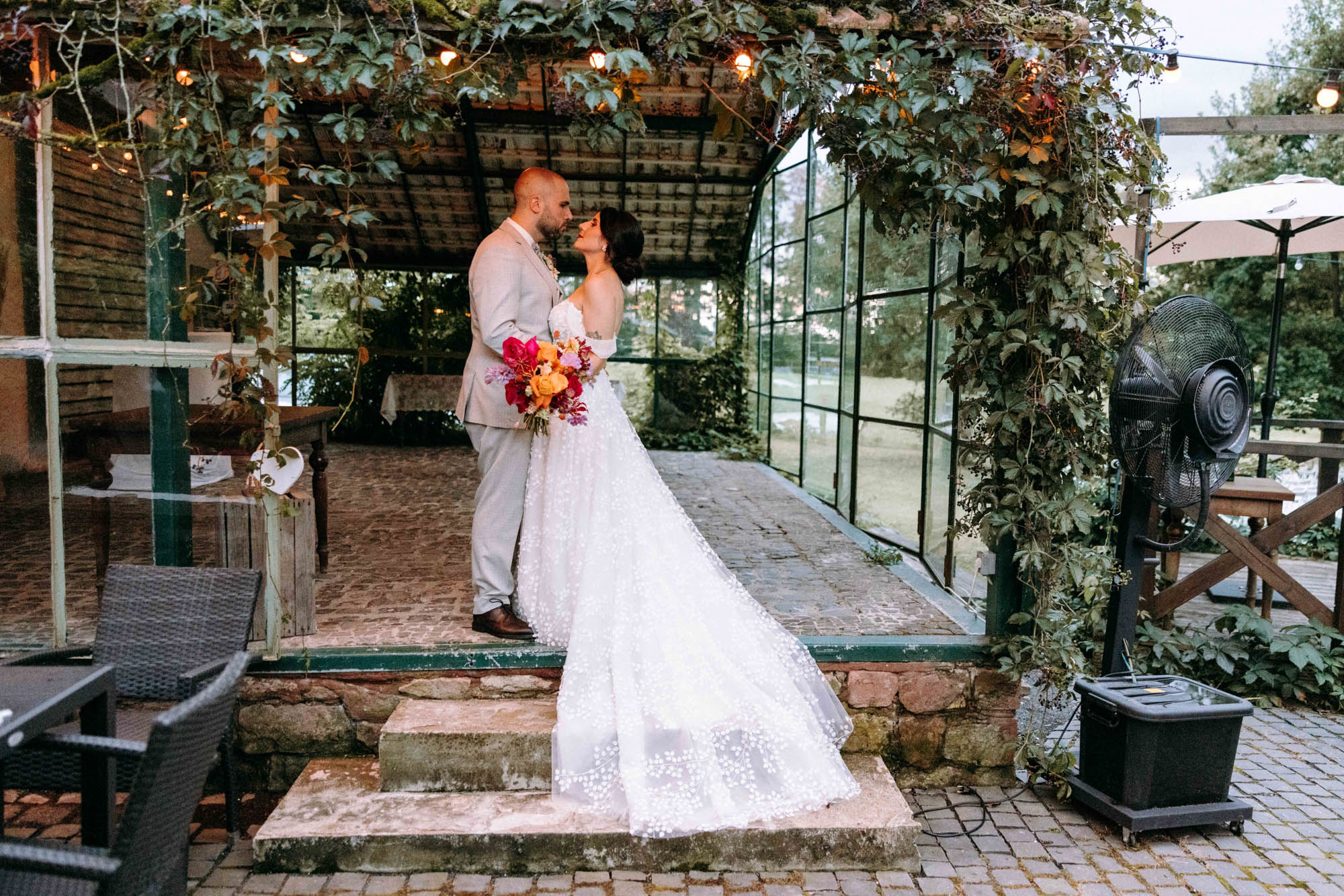 Die Obermühle Langenselbold ist eine historische Hochzeitslocation im Rhein-Main-Gebiet mit Garten, Scheune & persönlicher Begleitung.