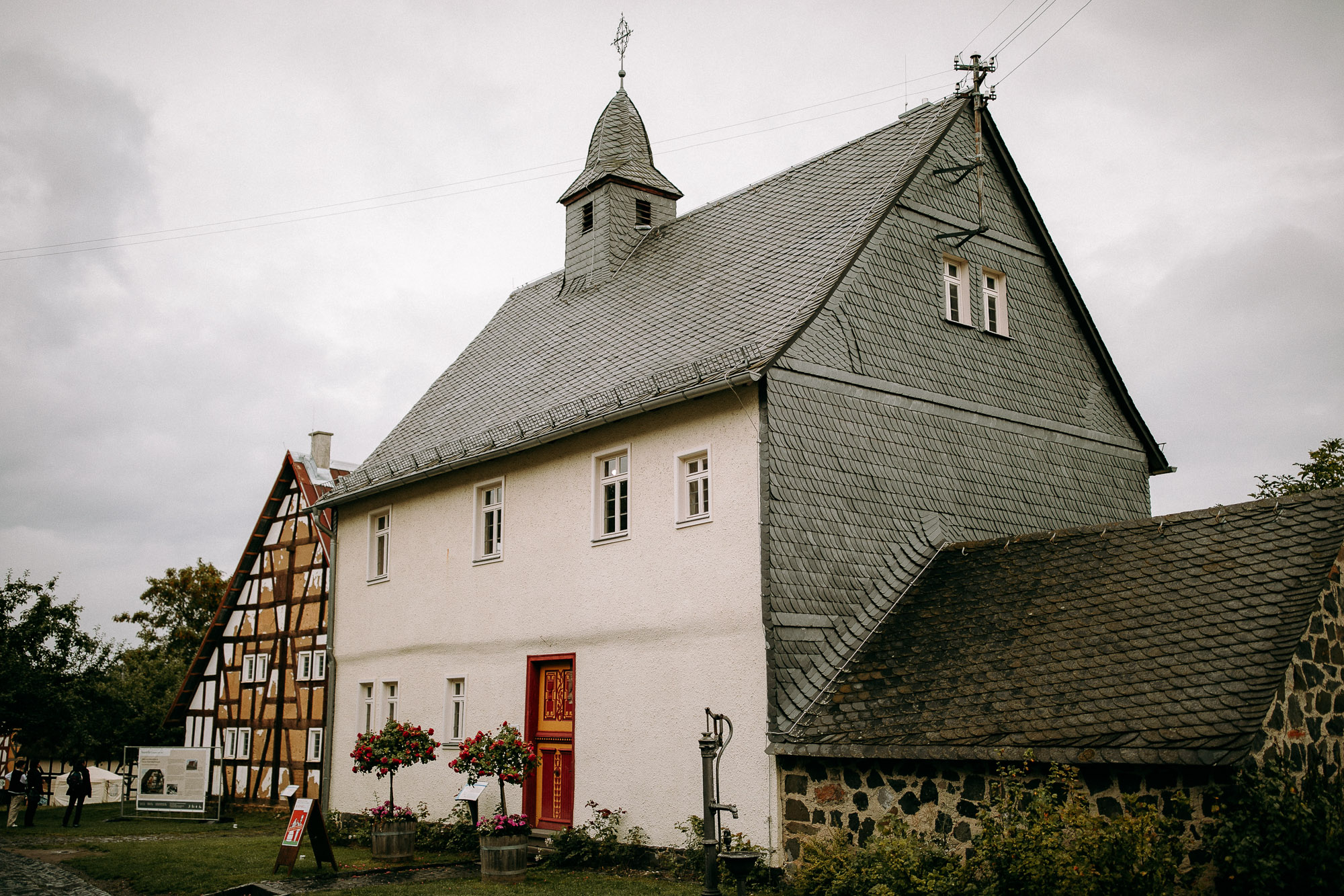 Standesamtliche Traung im Hessenpark in Neuanspach. 