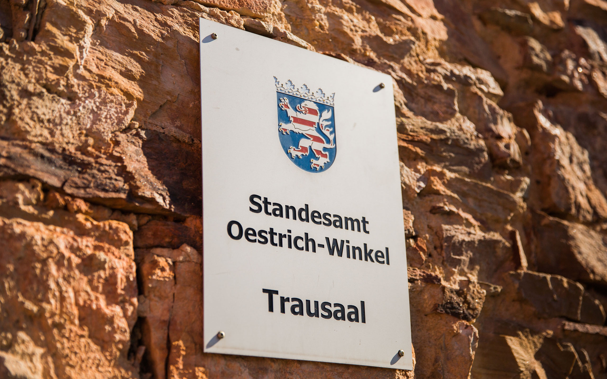 Standesamt Oestrich-Winkel Standesamtliche Trauung in Oestrich-Winkel.