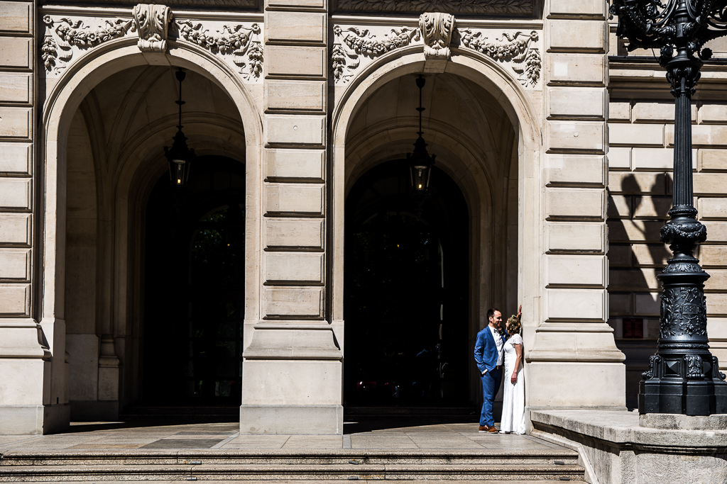 Hochzeitsfotoshooting nach der standesamtlichen Trauung im Römer Frankfurt.
