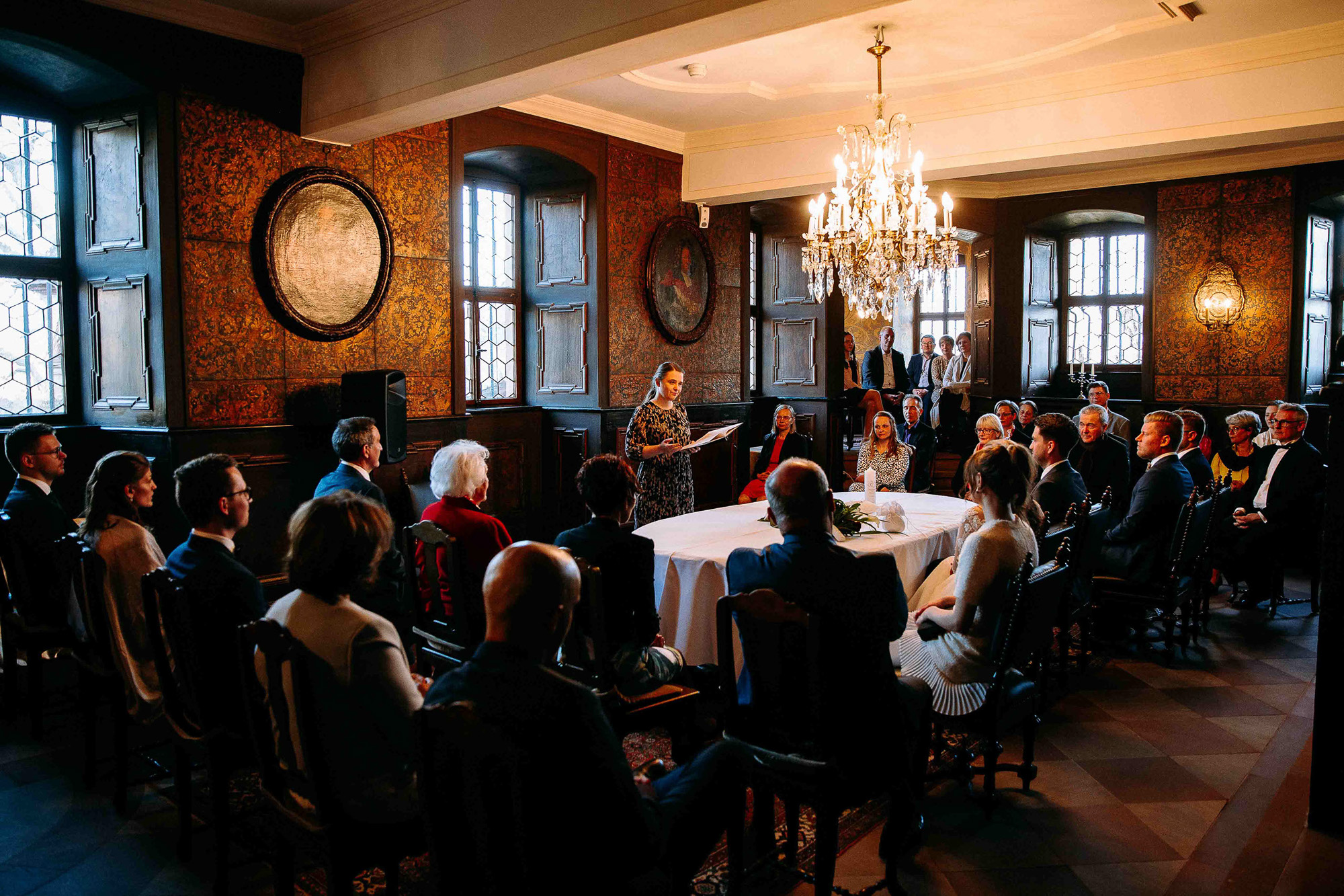 Standesamtliche Trauung im Standesamt Schloss Vollrads - Trausaal Ledertapetenzimmer