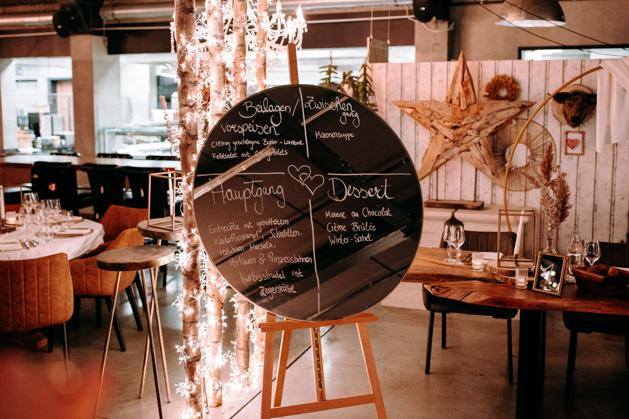 UNIQUE in Dietzenbach ist eine moderne Hochzeitslocation nahe Frankfurt – mit Garten, freier Trauung, Stretchzelt, Catering & Deko